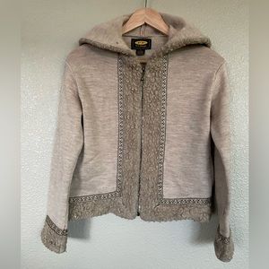 Winter sweater zip hoodie with faux fur and ribbon flare!